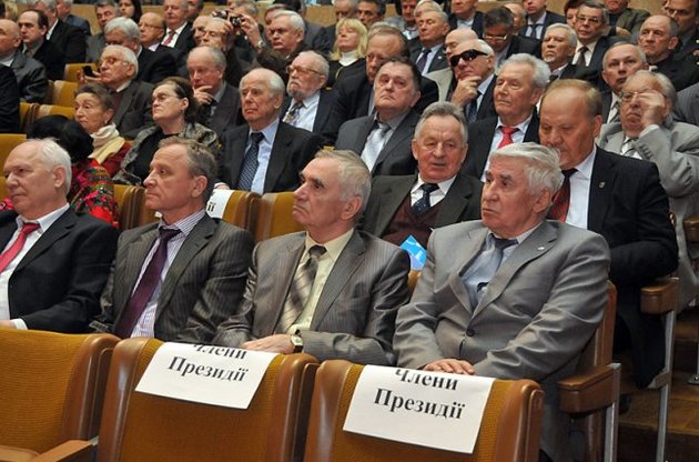 Лише кожен п’ятий науковий співробітник у НАНУ є молодим ученим