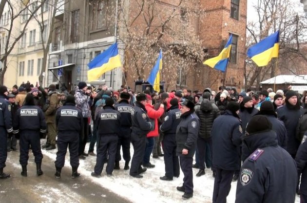 До 10 травня не можна виходити на мітинги