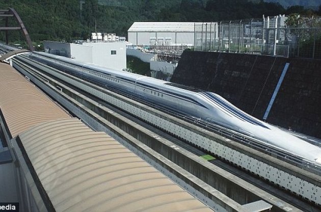 Японский поезд установил мировой рекорд скорости - 603 км/ч
