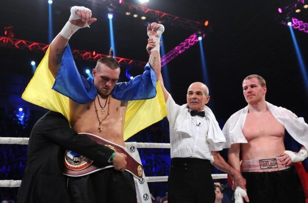 Кримчанин Олександр Усик переміг росіянина під українським прапором