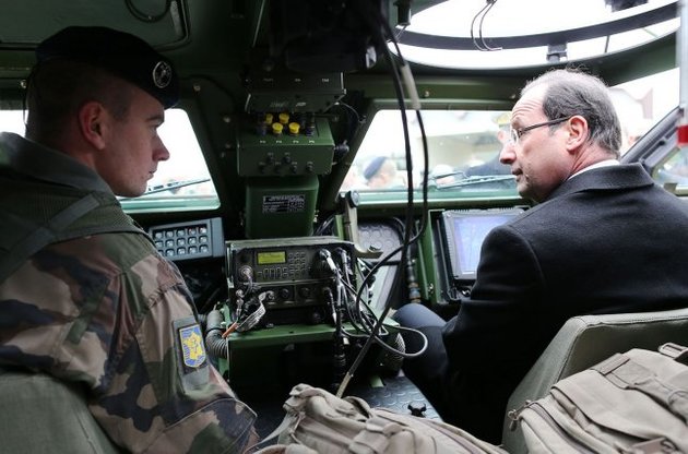 Франція не бачить необхідності вводити миротворців у Донбас зараз