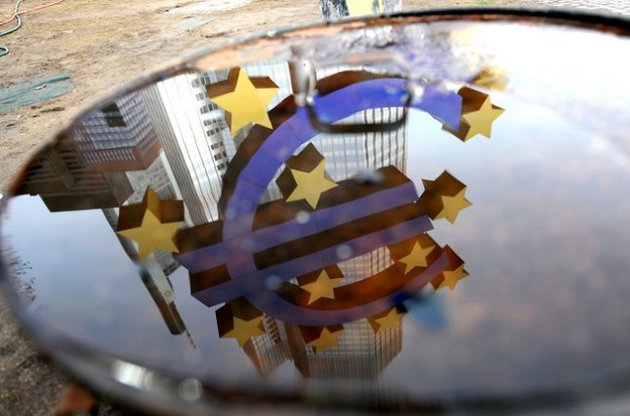 Єврокомісія поліпшила прогноз зростання економік єврозони