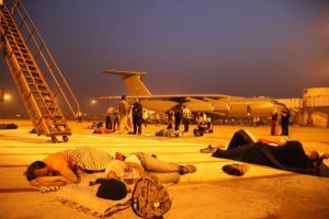 Ил-76 с эвакуированными из Непала украинцами сел в Баку