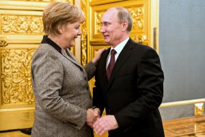 Меркель і Путін в неділю обговорять війну в Україні – Rzeczpospolita