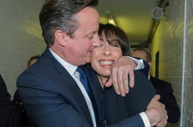 Кэмерон и консерваторы уже празднуют победу на выборах в Великобритании