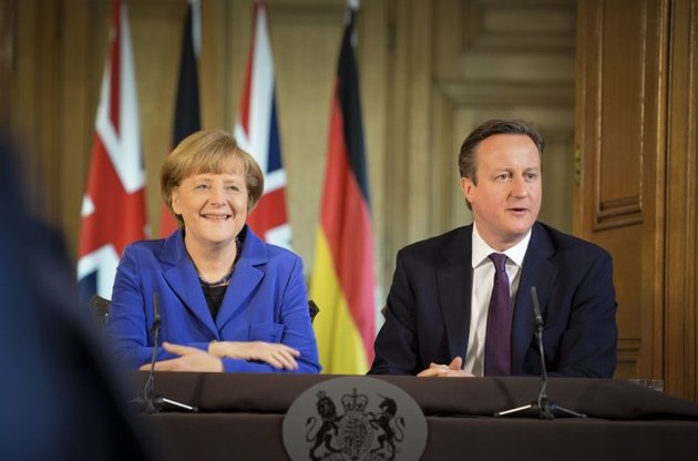Обама, Меркель и Олланд поздравили Кэмерона с победой и назначением премьером