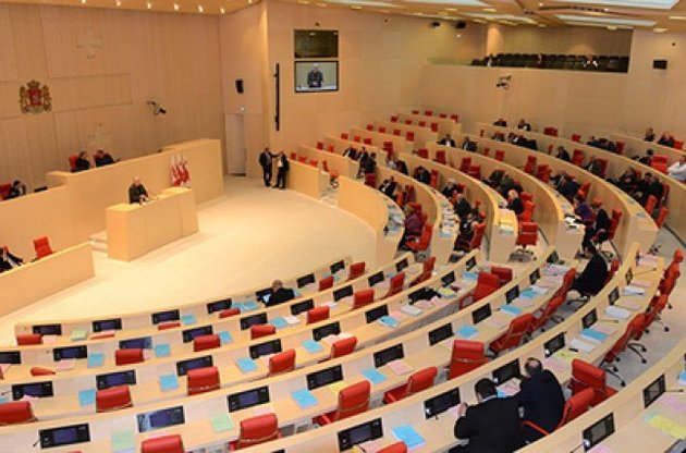 Процедура заняла 13 часов