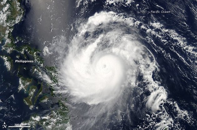 На Японию движется мощнейший тайфун "Ноул"