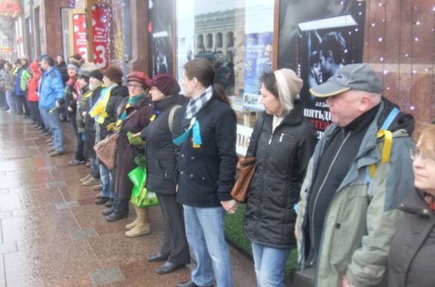 Українську журналістку затримали під час акції підтримки Савченко