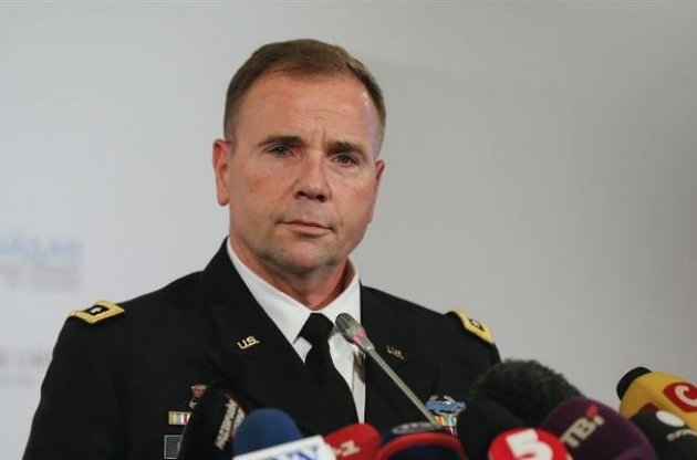 В Україну прибуде делегація на чолі з Беном Ходжесом