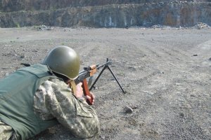 Під Маріуполем українські військові випробували нову вогневу споруду