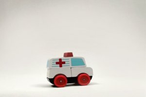 Пізанська вежа з хрестом на фасаді