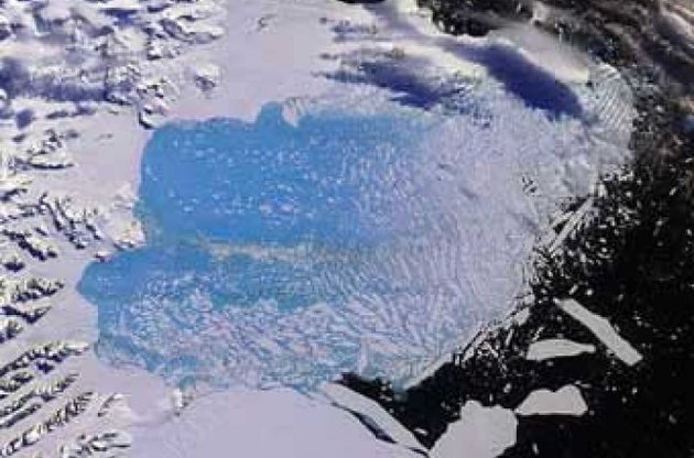 Льодовик Ларсена біля берегів Антарктики повністю зникне цього літа - NASA