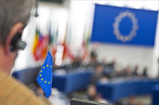 В Україні мало публічно розповідає про реформи