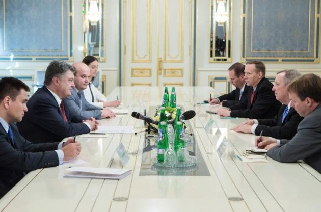 Порошенко провів зустріч з Дурбиним