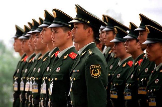 В Китае представили военную стратегию "активной обороны"