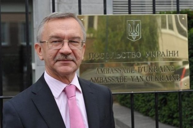 Президент уволил главу миссии Украины при НАТО