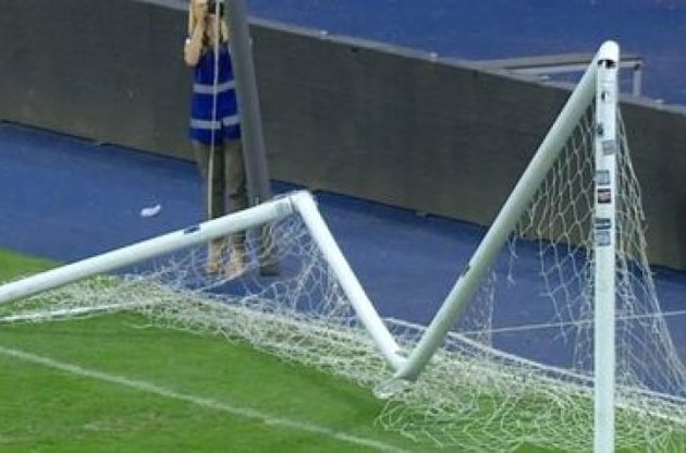 Зламані ворота на "Олімпійському"