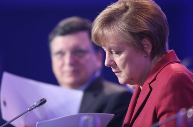 Хакеры взломали компьютер Ангелы Меркель и отправили несколько писем от ее имени - Bild