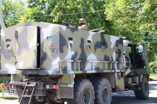 В результаті обстрілу Мар'їнки загинули двоє українських військових