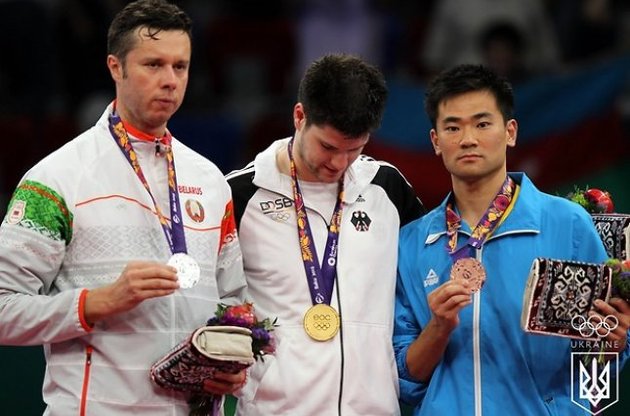 Коу Лей взял "бронзу" в настольном теннисе