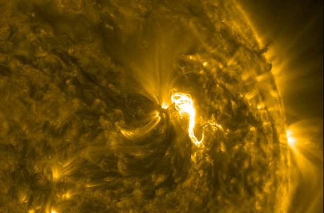 NASA зафиксировало пять мощных вспышек на Солнце