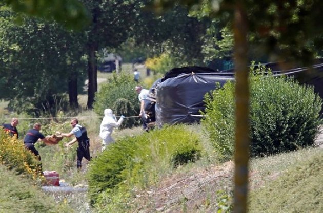 Террорист, напавший на завод во Франции, начал давать показания