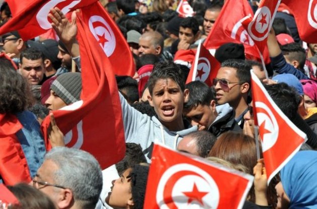 В Тунисе прошли акции против террора