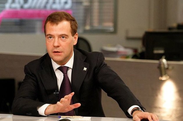 Медведєв підписав постанову про постачання газу в Україну за ціною $ 247