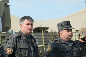 У Порошенко просят проверить на профпригодность Квиташвили, Полторака и Авакова