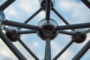 Бельгія.  Командний гравець