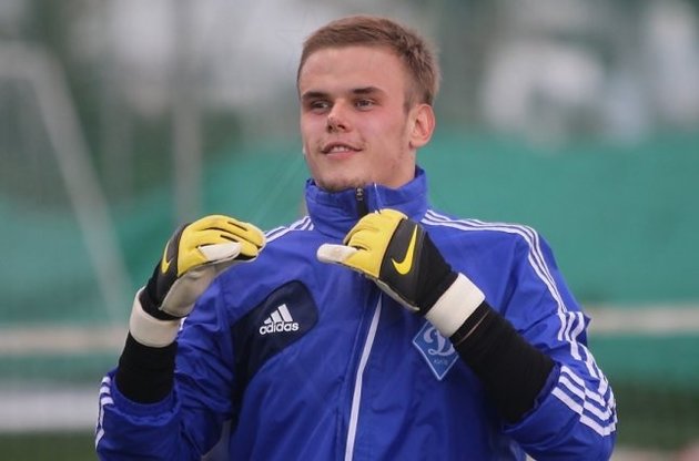 Коваль може знову піти в оренду