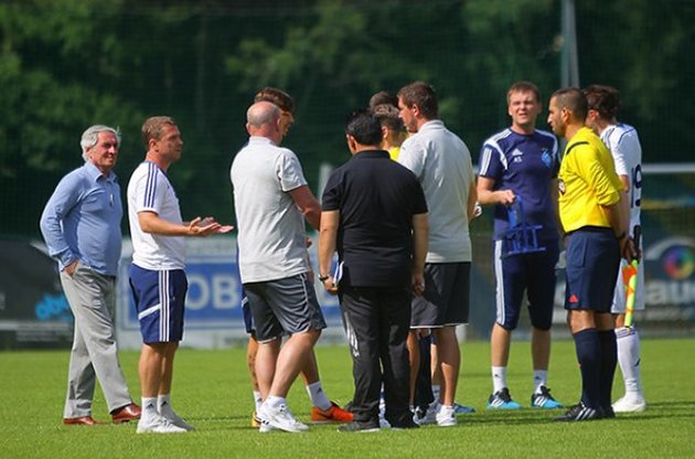 Арбитр пообщался с Драговичем и ушел с поля