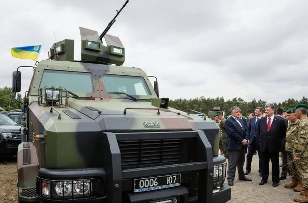 Порошенко хоче переозброїти армію. Ілюстрація