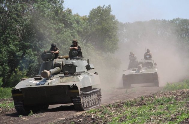 В зоне АТО один украинский военный погиб, семь получили ранения