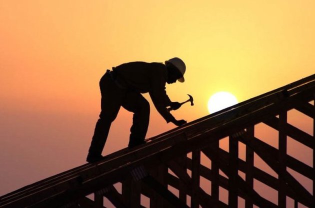 Работающие люди есть в 62% домохозяйств