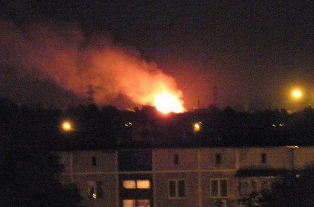 В результаті обстрілу Донецька загорілися будинки