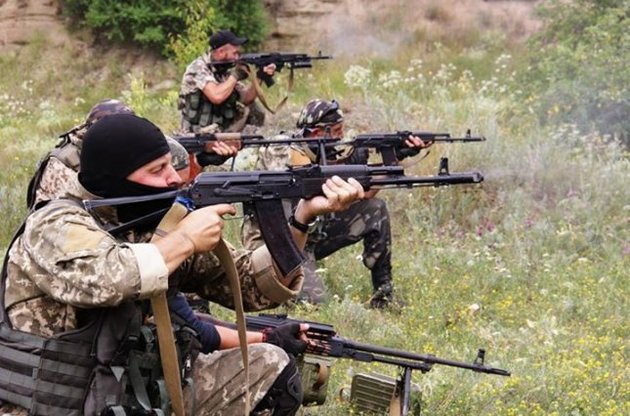 Украинские военные за сутки трижды отбивали атаки боевиков возле Счастья - штаб АТО
