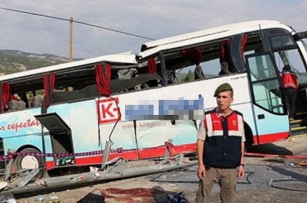 В Турции в ДТП попал автобус с украинцами, россиянами и казахами, есть погибшие