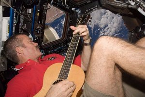 В космосе астронавт записал первый музыкальный альбом