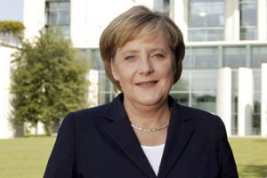Меркель считает, что в будущем проблема беженцев для ЕС будет "во много раз больше, чем Греция"