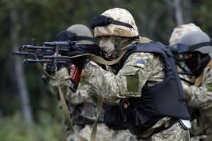 Треть украинцев за продолжение АТО, каждый пятый – за отделение Донбасса