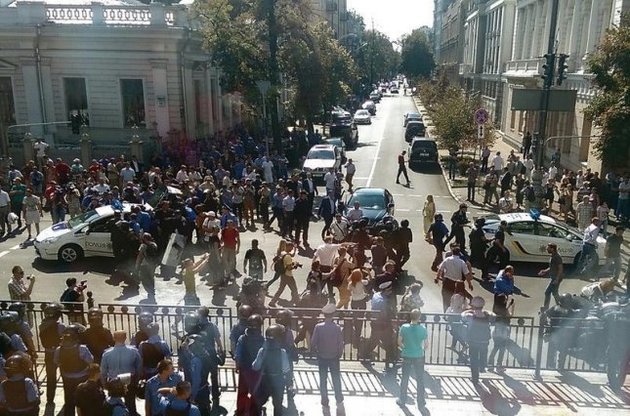 Аваков розповів про результати провокацій під Радою