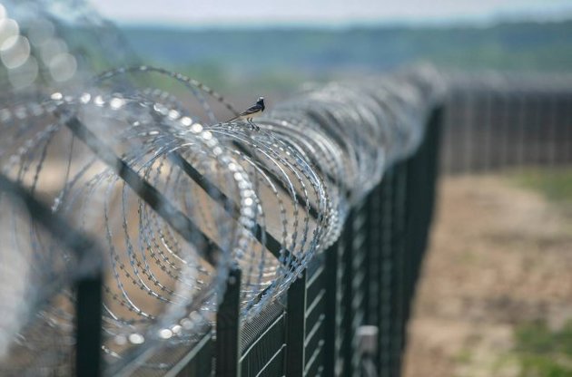 Россия отгородится от Донецкой области забором
