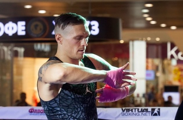 Усик проведет бой за титул чемпиона мира в 2016 году