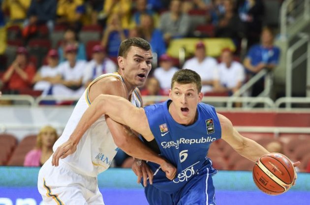 Українці програли з різницею в 14 очок