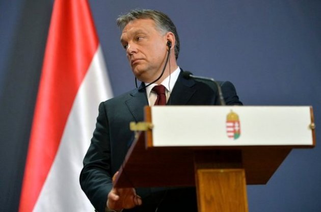 Премьер Венгрии призвал Германию и Австрию закрыть границы для мигрантов