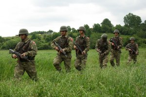 В Турции курдские боевики напали на военный конвой