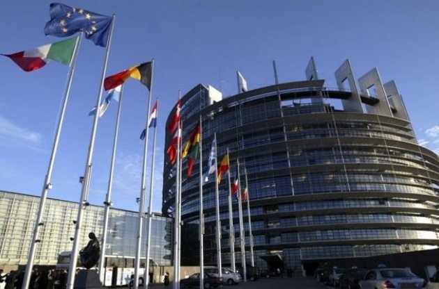 Европарламент направит в Украину наблюдателей на местные выборы