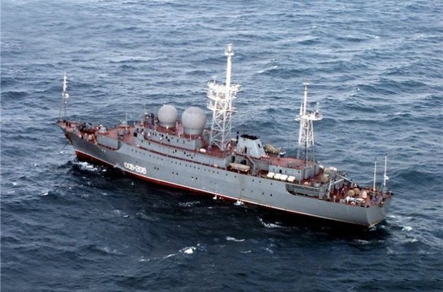 В Чукотском море разведывательный корабль России был замечен рядом с американским судном